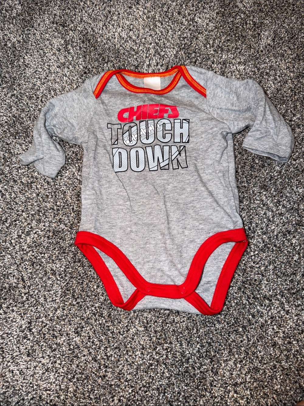 Chiefs 'Touchdown' Gray & Red Baby One-Piece Bodysuit